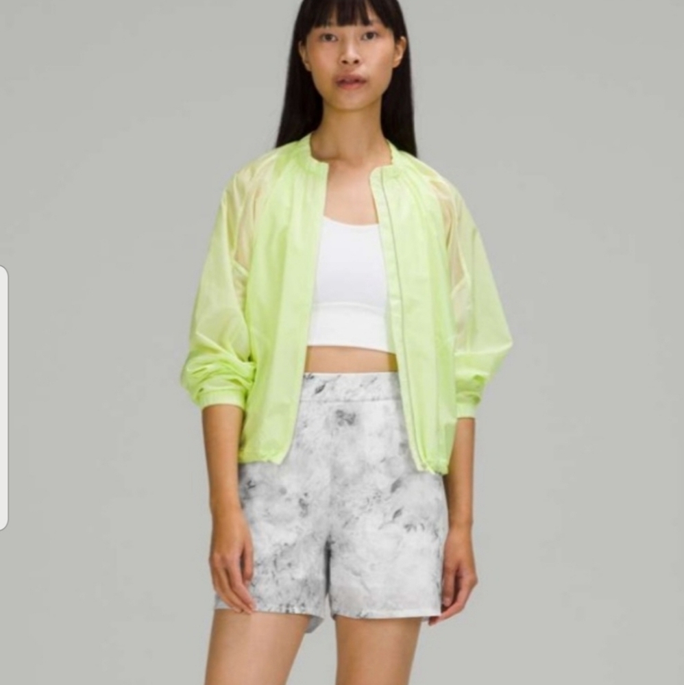 Lululemon flat front relaxed shorts size 12